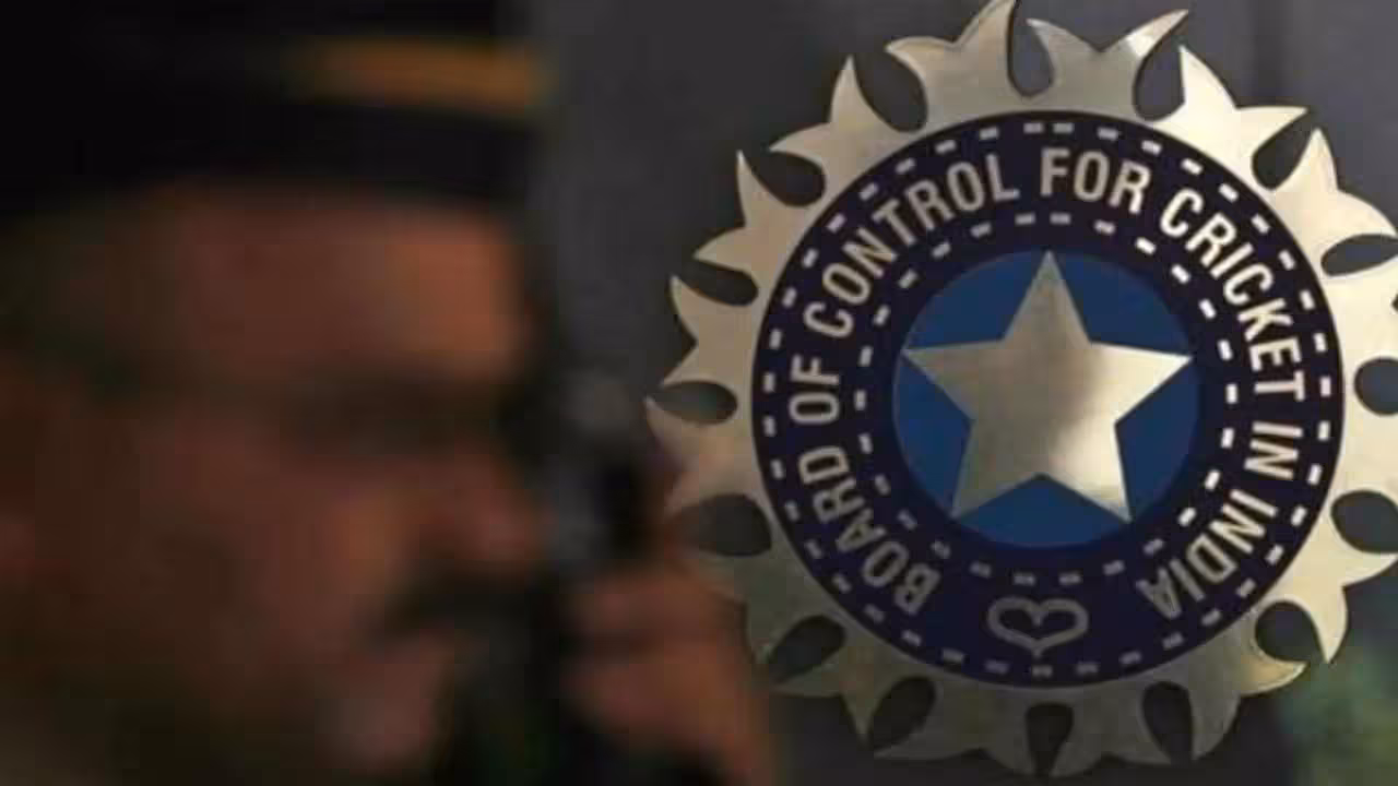 BCCI | బీసీసీఐ ఆర్టీఐ పరిధిలోకి రాదు.. స్పష్టం చేసిన సీఐసీ..!