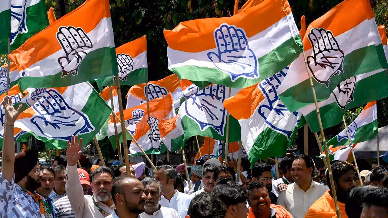 Keralam Election Results | కాంగ్రెస్కు బూస్ట్.. కేరళంలో యూడీఎఫ్ కూటమి జయకేతనం..!