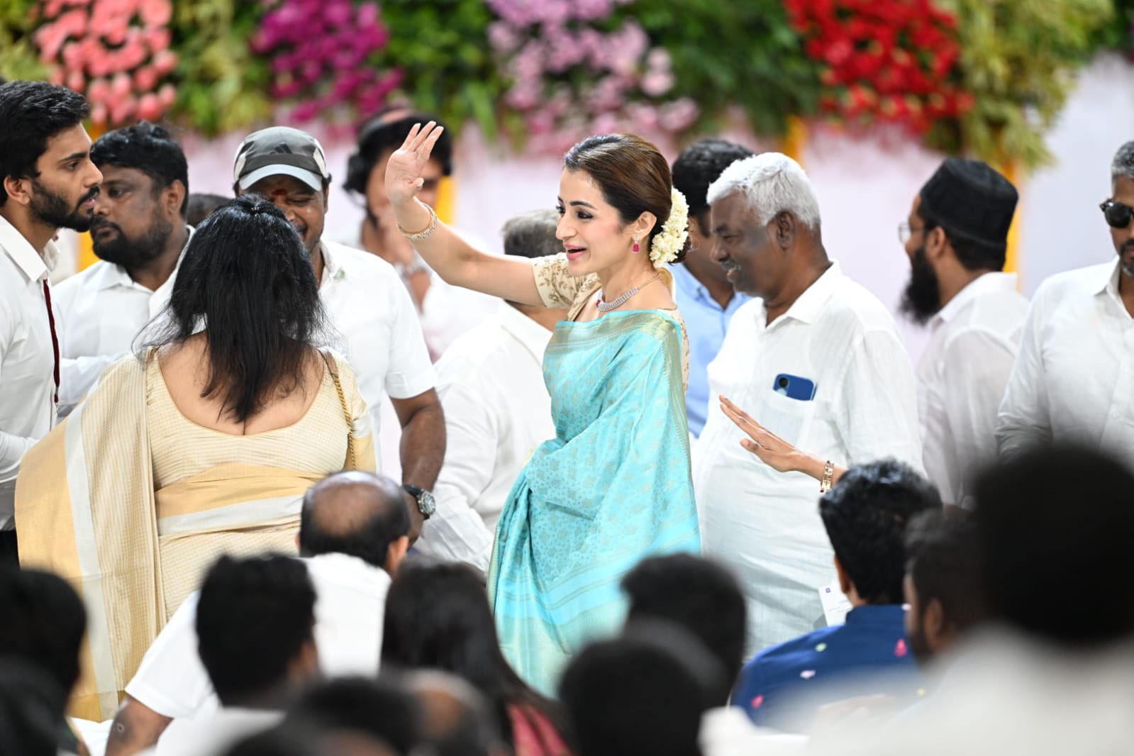 Trisha | తమిళనాడు సీఎంగా దళపతి విజయ్ – ప్రమాణ స్వీకారోత్సవంలో త్రిష సందడి – ఫొటోలు వైరల్ - Image 4