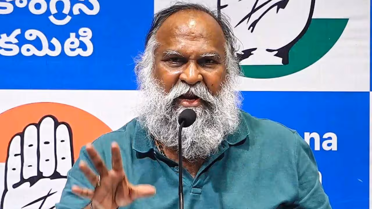 Jagga Reddy | కాంగ్రెస్ నా అయ్యా జాగీరు కాదు.. నేనొక చిన్న ఉద్యోగిని: జగ్గారెడ్డి