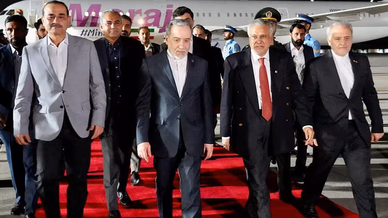 Iran-Us Conflict | ఇరాన్ సైనిక విమానాలకు పాక్ ఆశ్రయం.. అమెరికా మీడియాలో కథనాలు..!