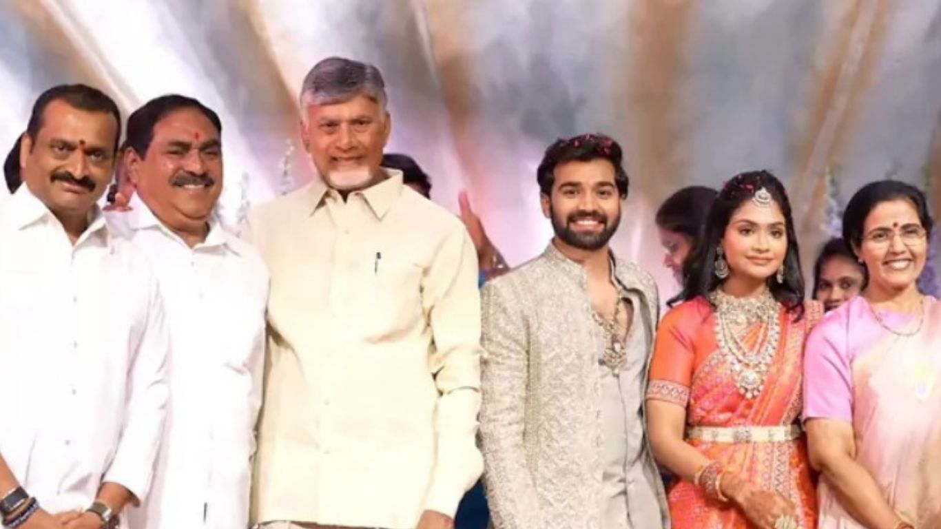 Bandla Ganesh | సందడిగా బండ్ల గణేష్ కూతురు ఎంగేజ్మెంట్ వేడుక – హాజరైన రాజకీయ, సినీ ప్రముఖులు ఎవరంటే? - Image 3