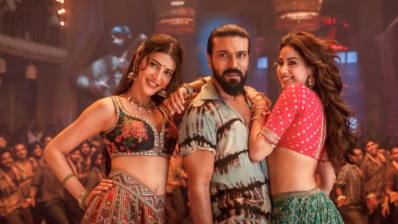 Ram Charan | రామ్ చరణ్ ఊర మాస్ స్టెప్పులు.. జాన్వీ, శృతి గ్లామర్ రచ్చ.. హల్లల్లల్లో ఫుల్ సాంగ్ వచ్చేసిందోచ్!