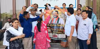 2008 DSC Postings | సీఎం రేవంత్ చిత్రపటానికి 2008 డీఎస్సీ టీచర్ల పాలాభిషేకం