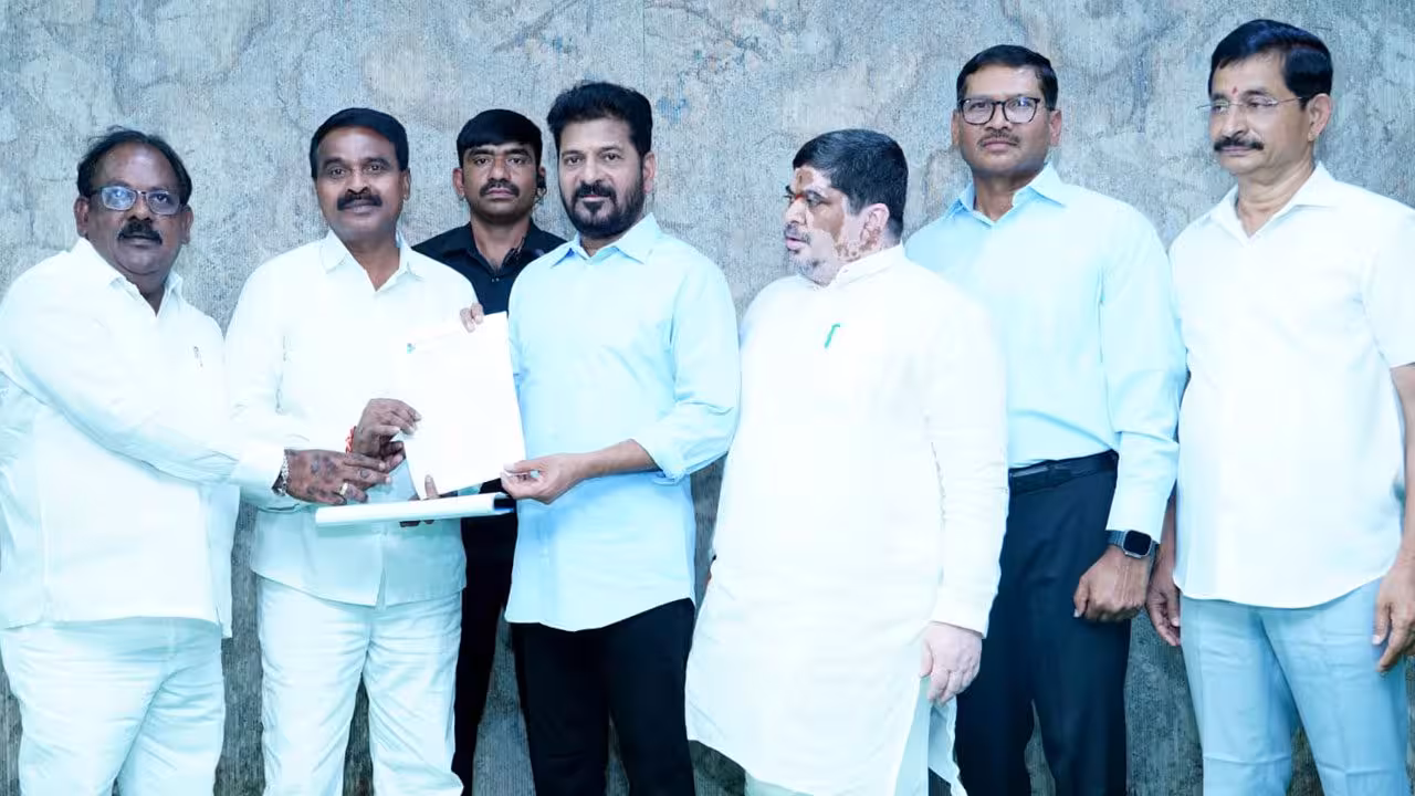 Revanth Reddy | ఏ ఒక్కరినీ ఉద్యోగం నుంచి తొలగించేది లేదు.. ఆర్టీసీ ఉద్యోగులకు సీఎం రేవంత్ భరోసా