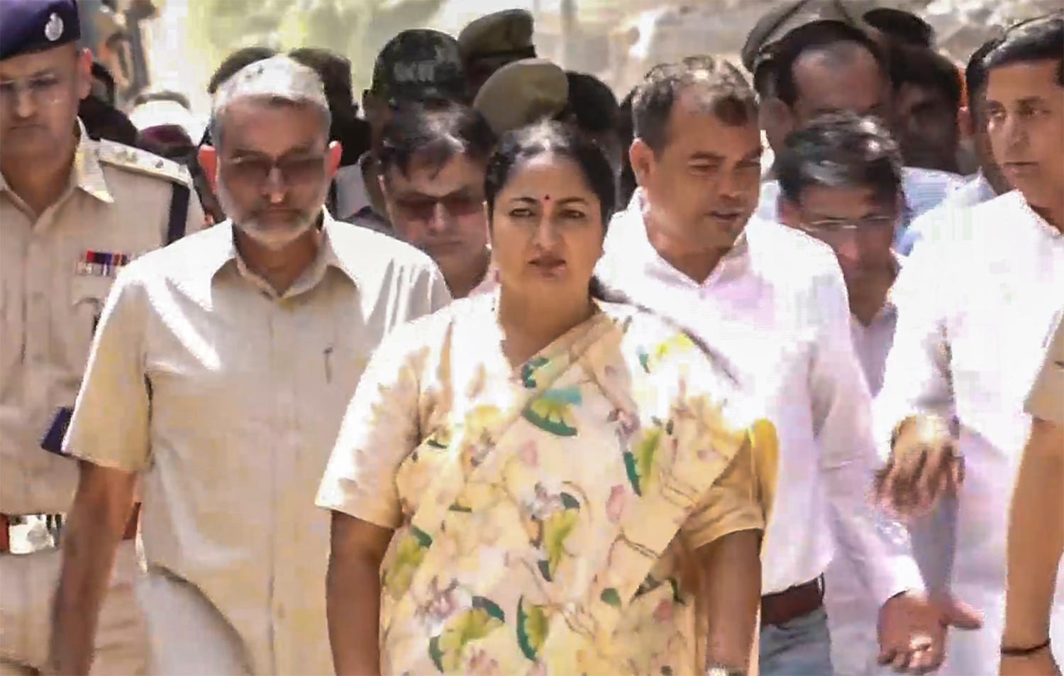 Delhi Saket Building Collapse Video 4 Dead and Rescue Ops Over