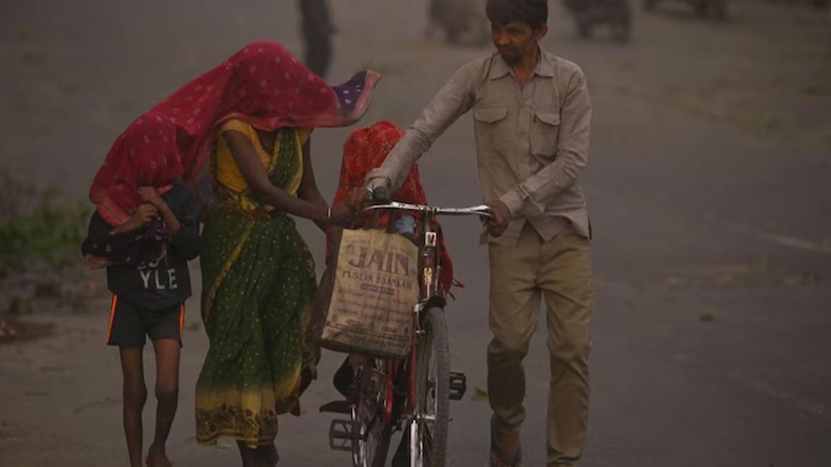 Delhi Weather Massive Dust Storm and Rain Bring Relief from Heat
