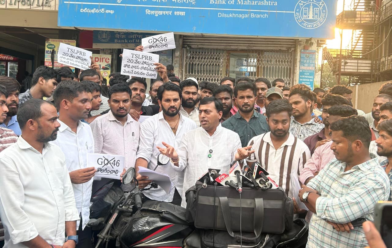 BRS Leader Yenugula Rakesh Reddy Leads Massive Unemployed Youth Protest in Dilsukhnagar