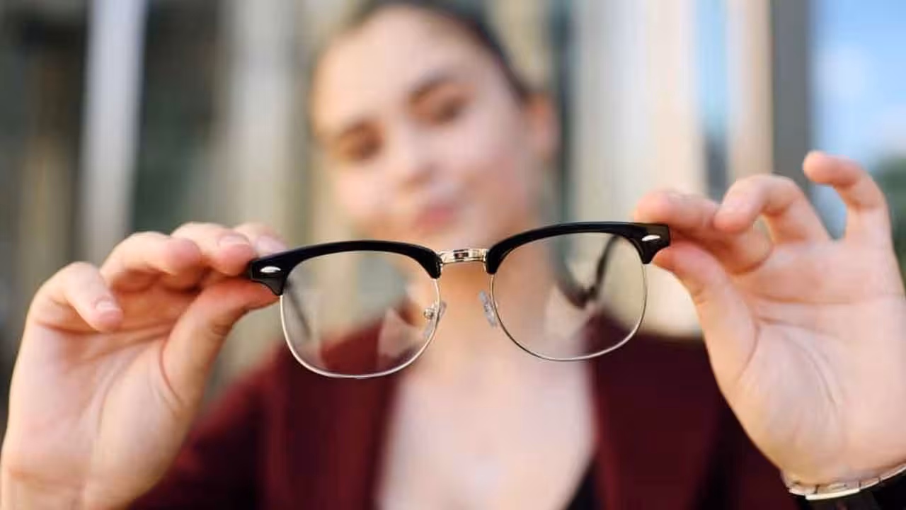 Eyes Health | కంటి చూపు స్పష్టంగా ఉన్నంత మాత్రాన కళ్లు ఆరోగ్యంగా ఉన్నట్లు కాదు.. వైద్యులు ఏమంటున్నారు..?