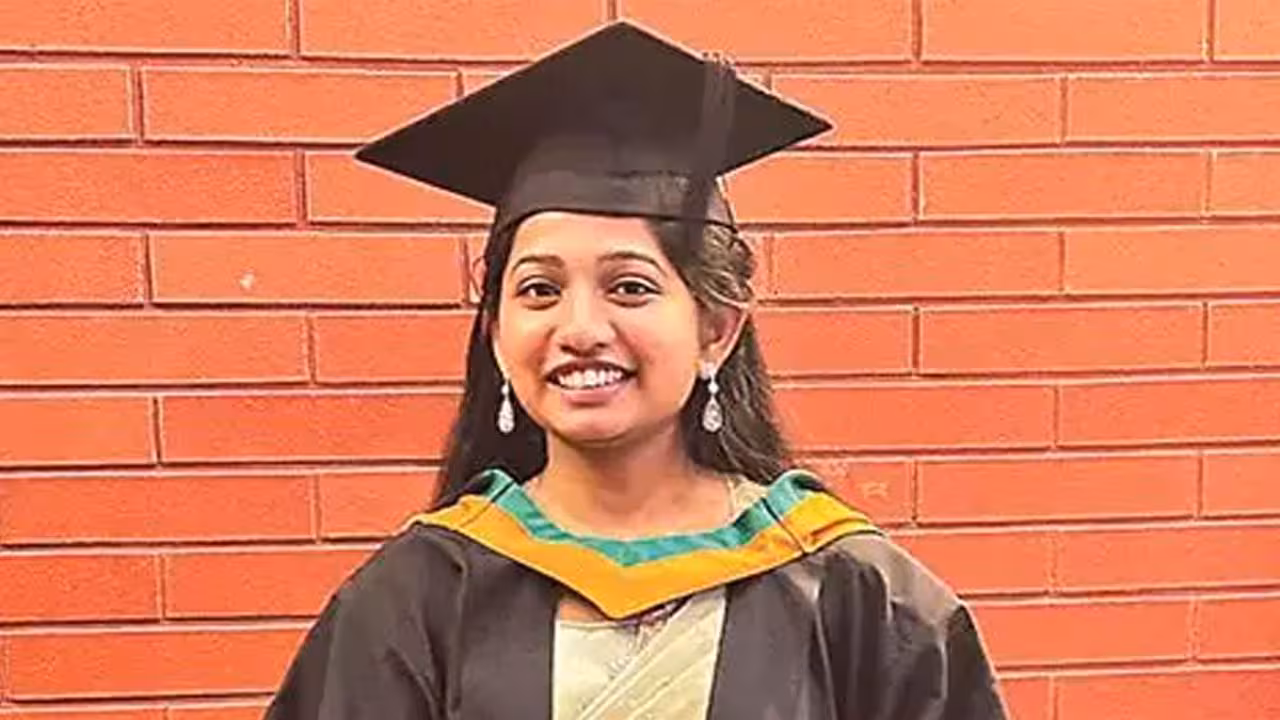 Poojitha | బరిలో 11 మంది.. అయినా విజయం ఆమెదే.. ఐనవోలు అమ్మాయి లండన్లో కౌన్సిలర్