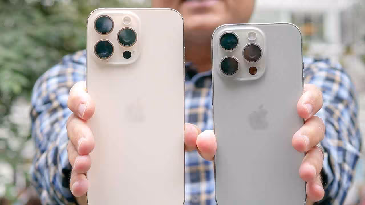 iPhone 17 | మదర్ప్ డే సందర్భంగా యాపిల్ సేల్.. ఐఫోన్ 17 ధర భారీగా తగ్గింపు..