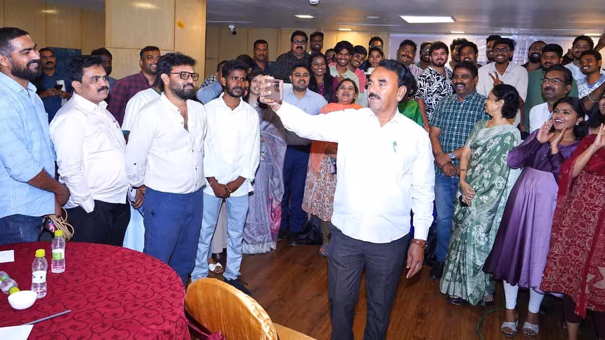 Jupally Krishna Rao | తెలంగాణ టూరిజం బ్రాండ్ అంబాసిడర్లు మీరే: సోషల్ మీడియా క్రియేటర్లకు మంత్రి జూపల్లి బంపర్ ఆఫర్