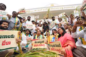 Kalwakuntla Kavitha | రేవంత్.. బుద్ధి తెచ్చుకో.. ఇకనైనా కొనుగోలు కేంద్రాలకు వెళ్లు: కవిత