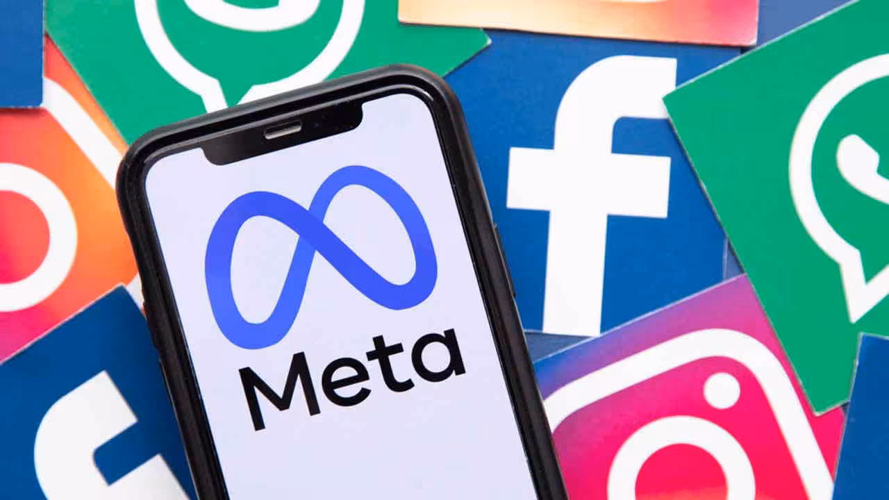 Meta | మెటాకు షాక్.. సోషల్ ప్లాట్ఫామ్లలో భారీగా తగ్గిన డైలీ యాక్టివ్ యూజర్లు..