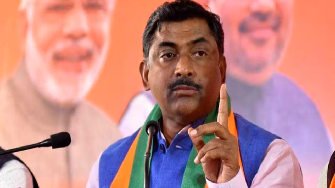 P Muralidhar Rao | ప్రొఫెసర్ నాగేశ్వర్పై కేసు నమోదు.. ఏపీ సర్కార్పై బీజేపీ నేత ఫైర్