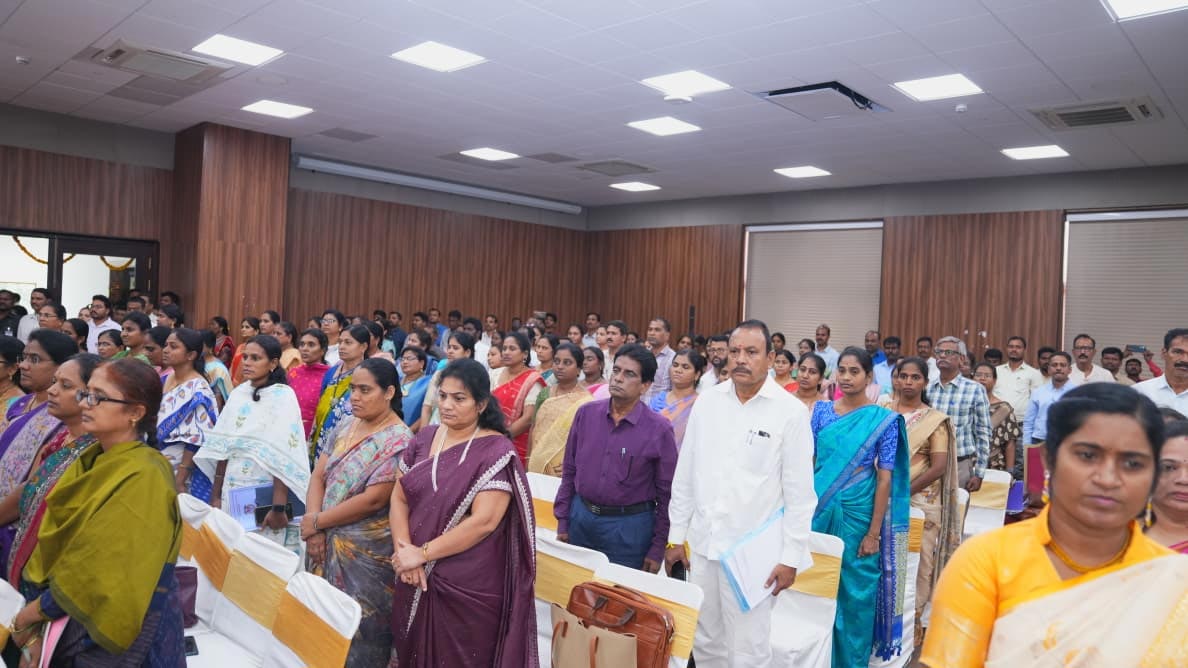 Minister Ponnam Prabhakar Reviews MJP Gurukul Results Strict Orders Issued