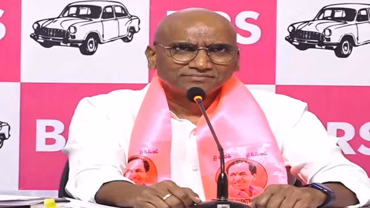 RS Praveen Kumar | బండి భగీరథ్ను అరెస్టు చేయలేదు.. లొంగిపోయాడు : ఆర్ఎస్ ప్రవీణ్ కుమార్