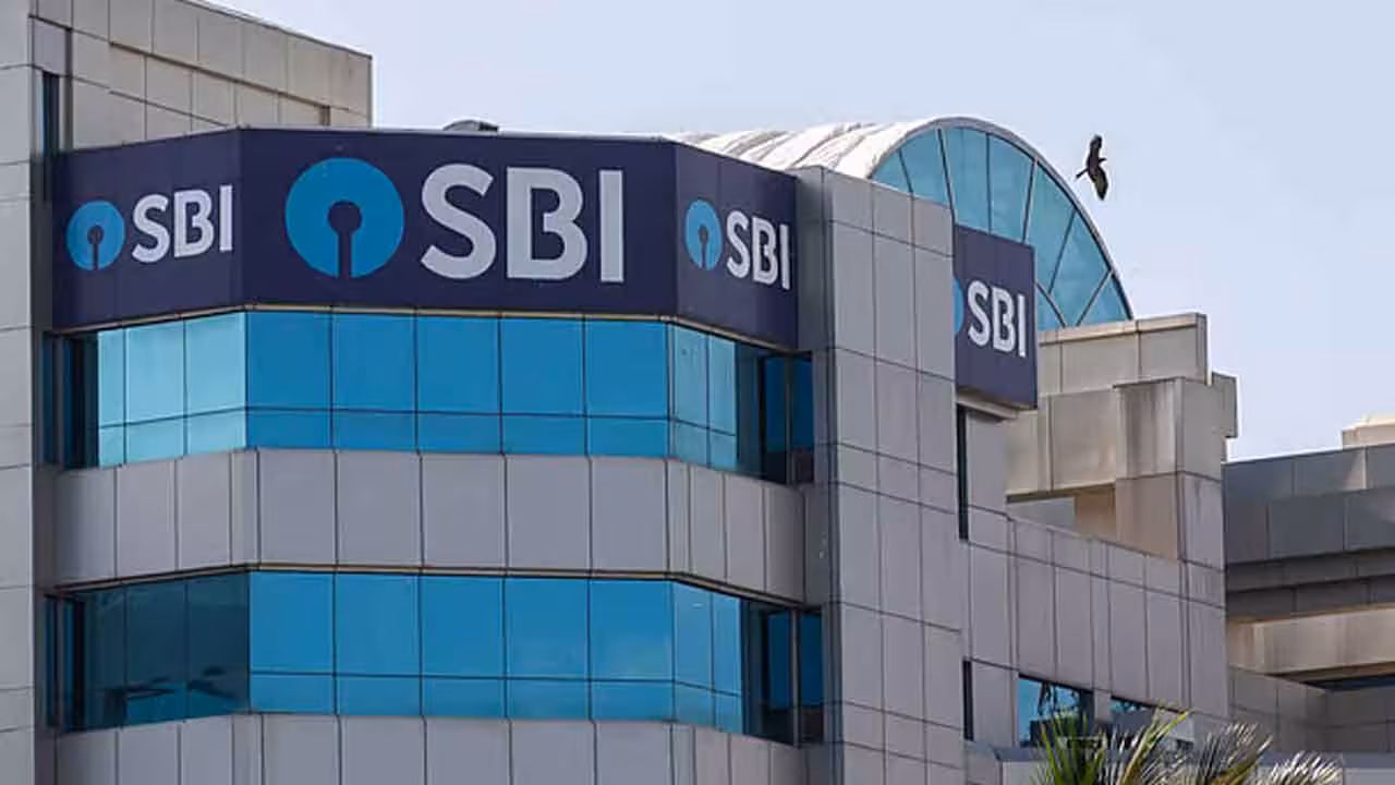 SBI | భారీగా పెరిగిన ఎస్బీఐ ఆదాయం.. ఒక్కో షేరుకు రూ.17.35 డివిడెండ్ ప్రకటన..