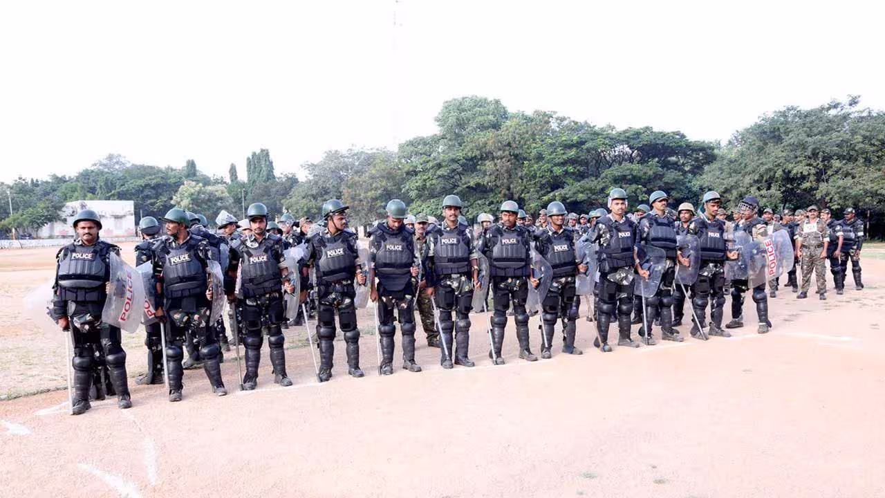 Special Police Officers | క్లూస్ టీమ్లో స్పెషల్ పోలీసు ఆఫీసర్స్ నియామకం.. ఎల్లుండే చివరి తేదీ..!