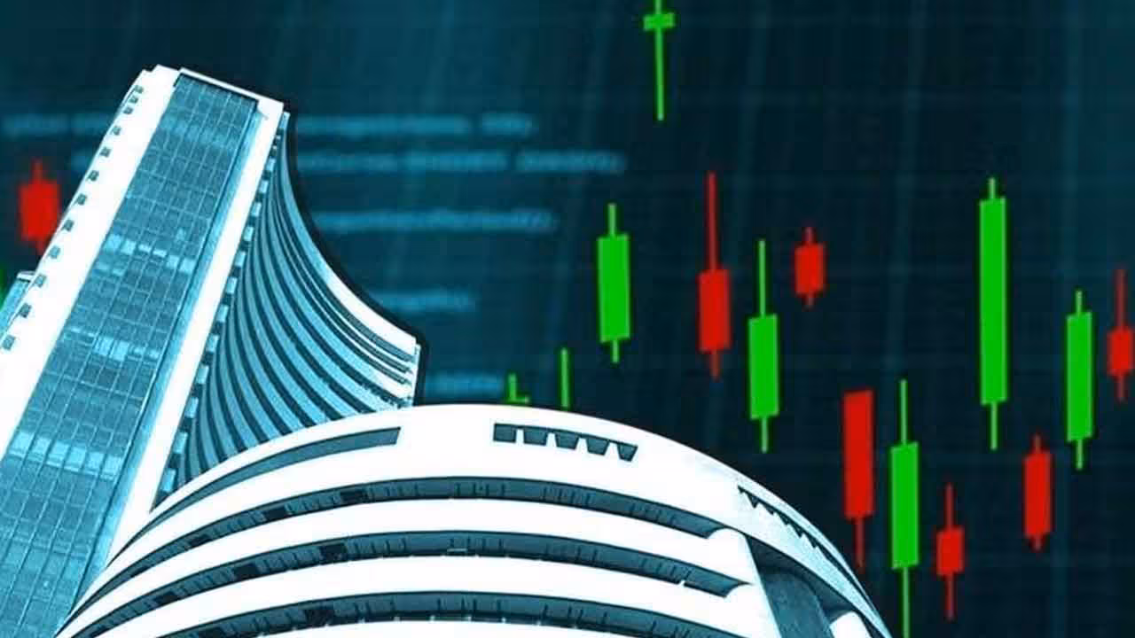 Stock Markets | ఫ్లాట్గా ట్రేడవుతున్న దేశీయ స్టాక్ మార్కెట్లు.. పెట్టుబడిదారుల్లో పెరిగిన అప్రమత్తత..