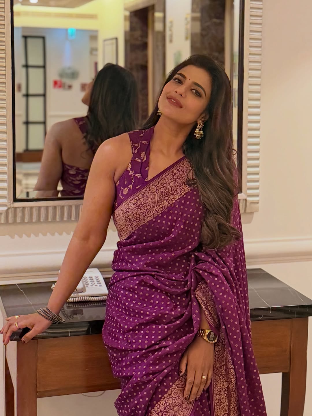 ప్రస్తుతం నాగార్జున హీరోగా రా కార్తీక్ డైరెక్షన్లో ఓ పొలిటికల్ థ్రిల్లర్ మూవీ తెరకెక్కుతోంది.